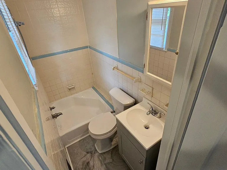 4312 Wentworth Dr — Photo 19