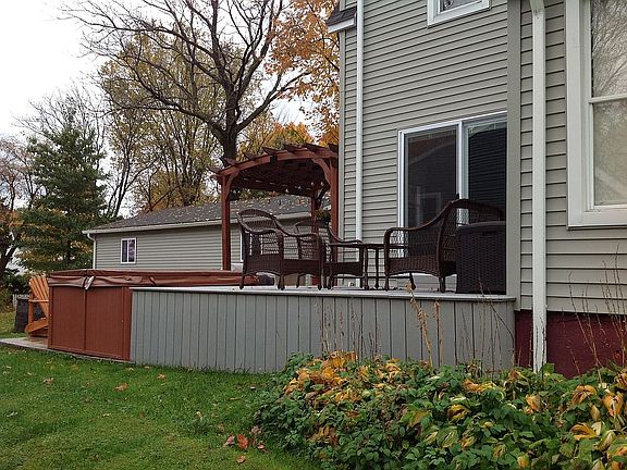 5th image of 15 Hillcrest Ave