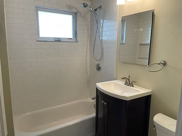 98 Winsor Ave #1 — Photo 20