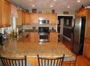 7 Bateman Ct, Wakefield, MA 01880