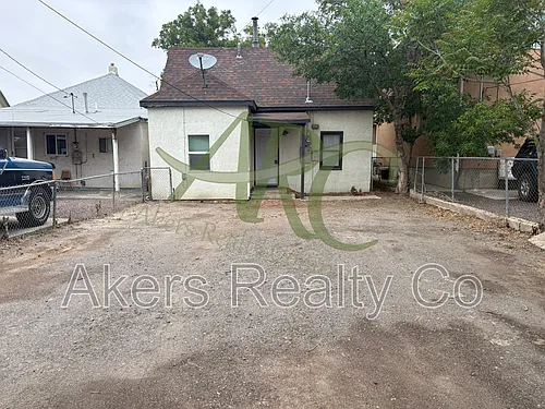1610 W 18th St Photo 1