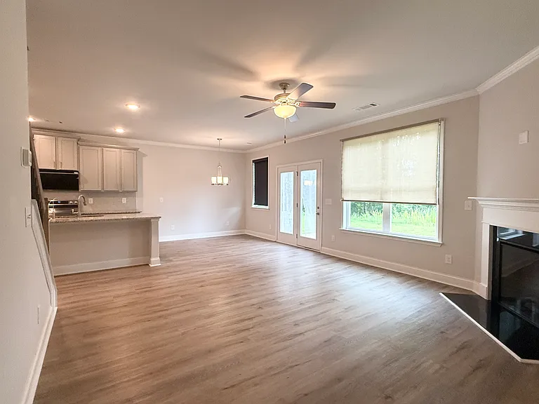 7316 Rocklin Ln — Photo 9