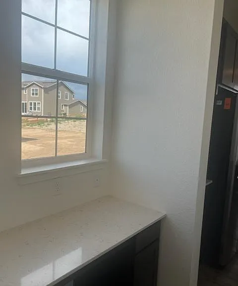 1894 Marlowe Cir W — Photo 6
