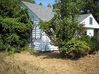 2nd image of 514 Watson Rd