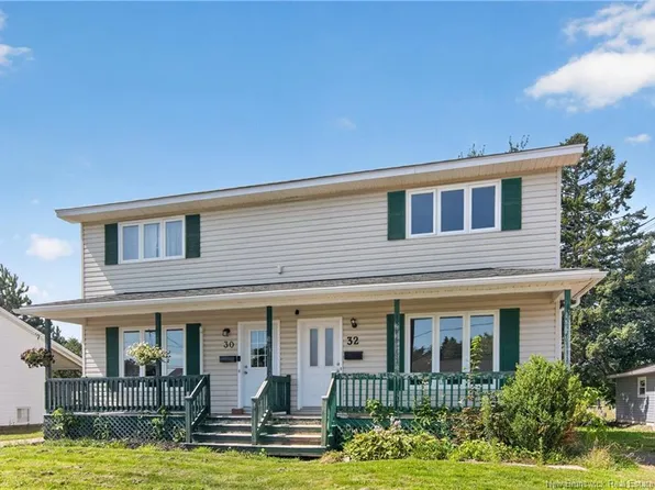 32 Milroth Ave, Moncton, NB E1A 4L1