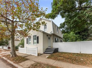 65 W Graham Ave, Hempstead, NY 11550