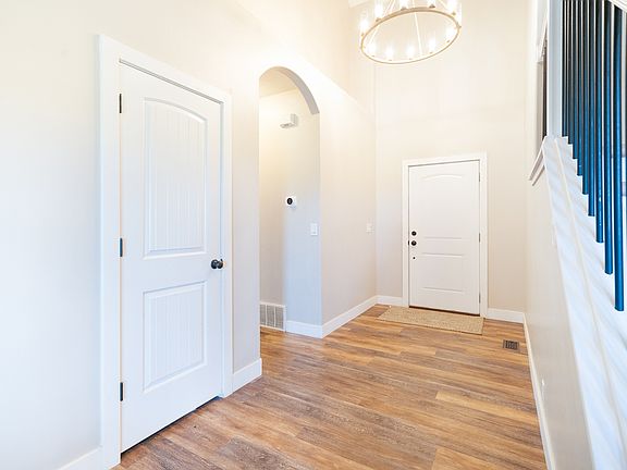 2nd image of 986 S View Crest Ln