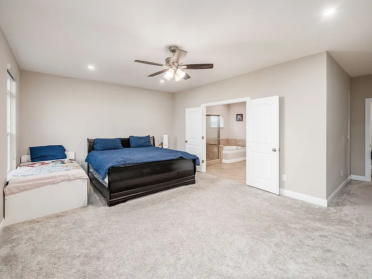 3793 Pyke Dr — Photo 29