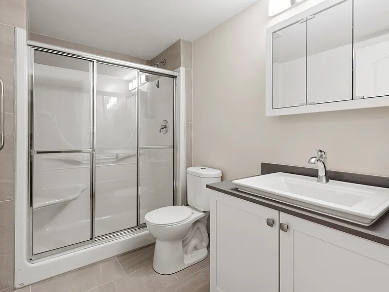 144 Barrett Ct — Photo 8