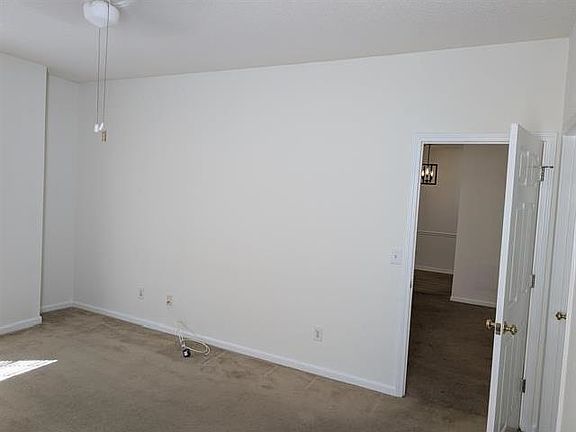 4th image of 9734 Leyland Dr. #6