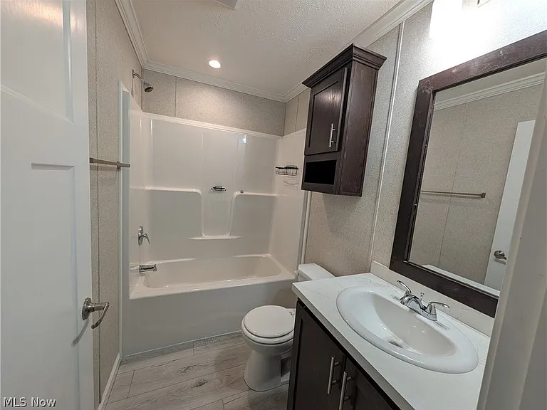 205 Greenbriar St — Photo 15