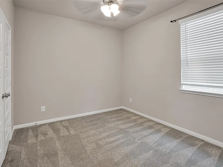 18821 Amaro Hills Dr — Photo 11