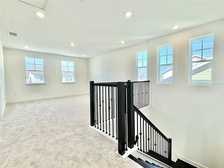 9726 Neruda St — Photo 45
