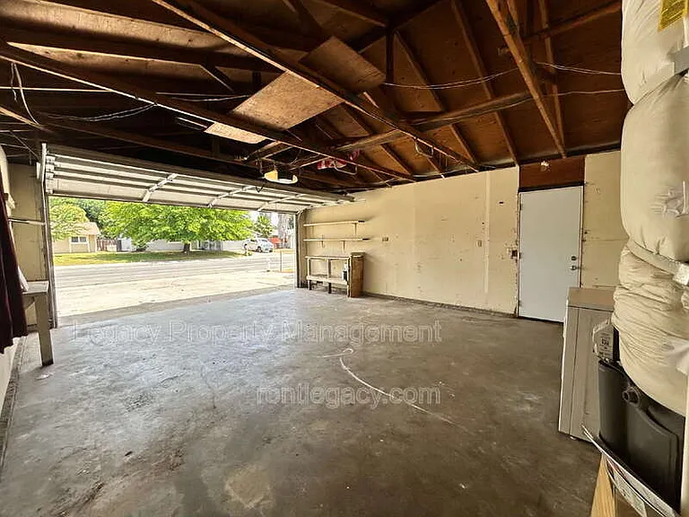 3609 Huntsman Dr — Photo 22