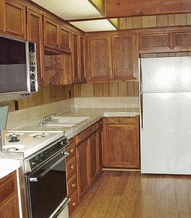 3rd image of 411 W Sherwood Blvd