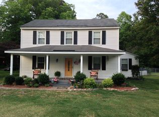 104 Croatan St, Washington, NC 27889