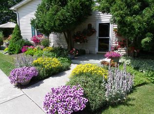 5328 W Lake Rd, Burt, NY 14028