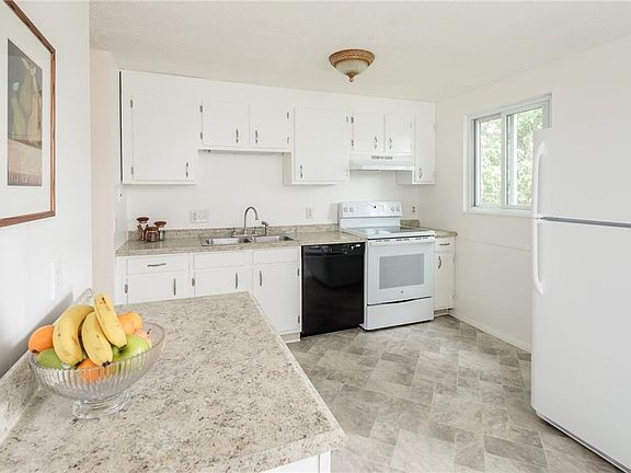 2nd image of 5749 Dalton Dr