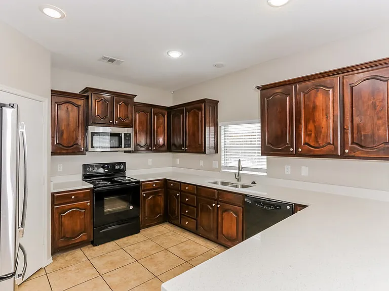 1124 Kielder Cir — Photo 8