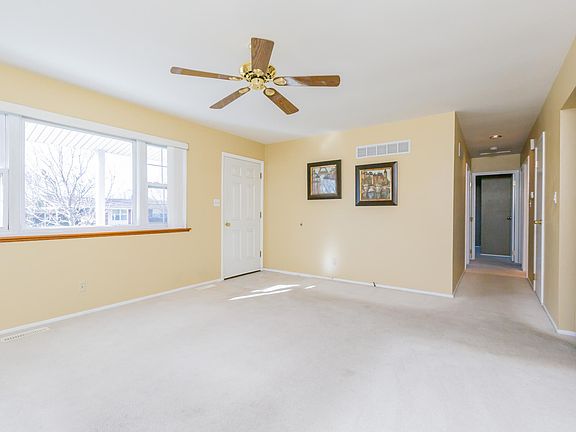 5th image of 2768 Midvale Dr