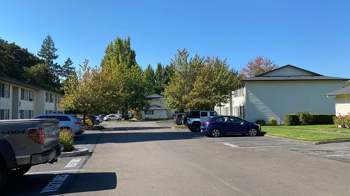 Building Photo - Canyon Ridge Apartments