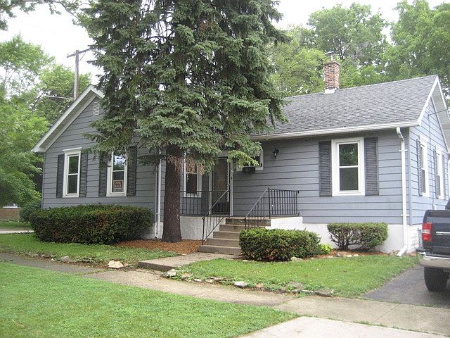 1st image of 969 W John St