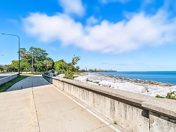 5th image of 6700 S South Shore Dr APT 11K