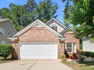 137 Georgetowne Dr, Clayton, NC 27520