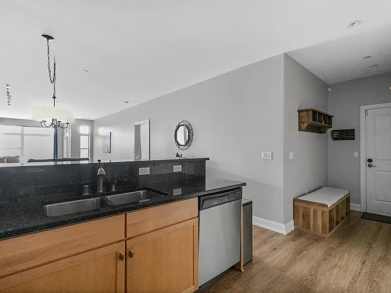 1905 N Water St #102 — Photo 13