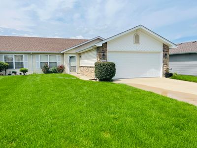 7670 Jackson St, Merrillville, IN, 46410