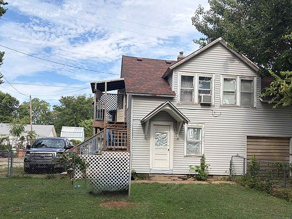 3rd image of 405 S Atchison St