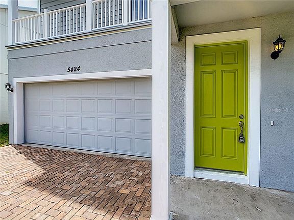 3rd image of 5424 Sunrise Blvd