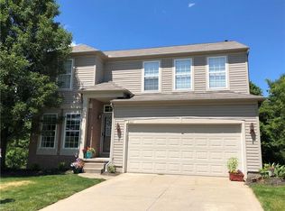 2367 Becket Cir, Stow, OH 44224