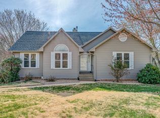 204 Windermere Ct, Vinton, VA 24179