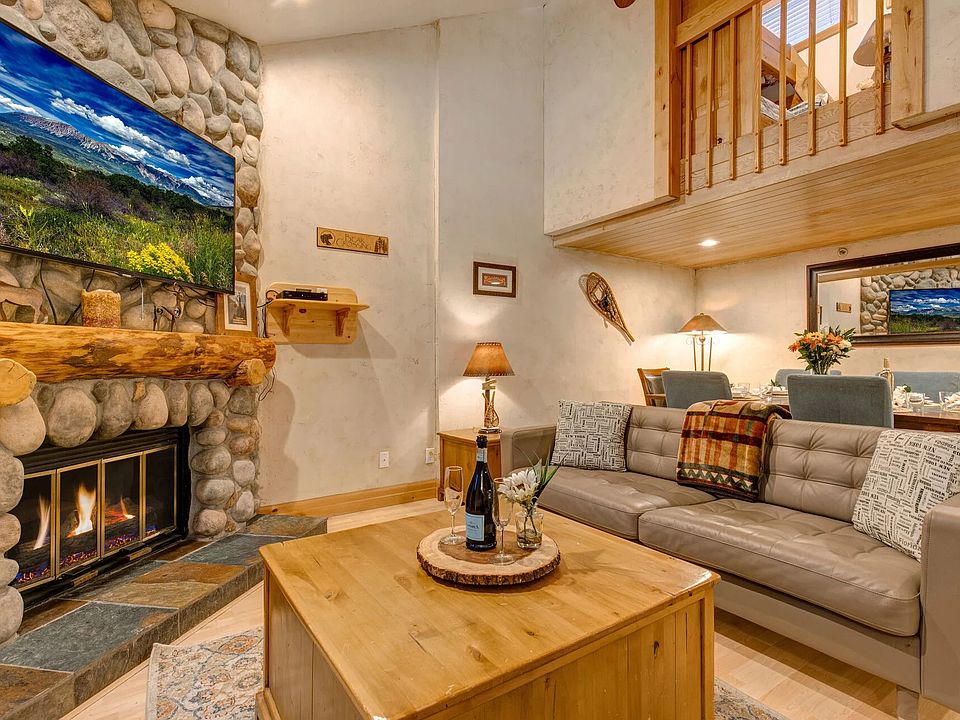 1st image of 1401 Woodside Ave #302