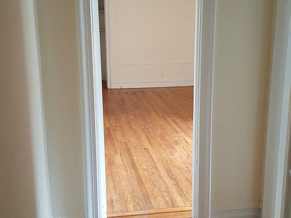 2nd image of 74 Gatling Pl APT 3A