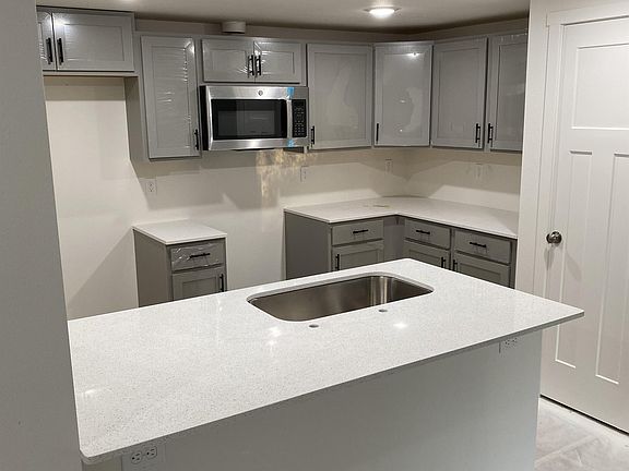 5th image of 1413 Nora Ln Unit B