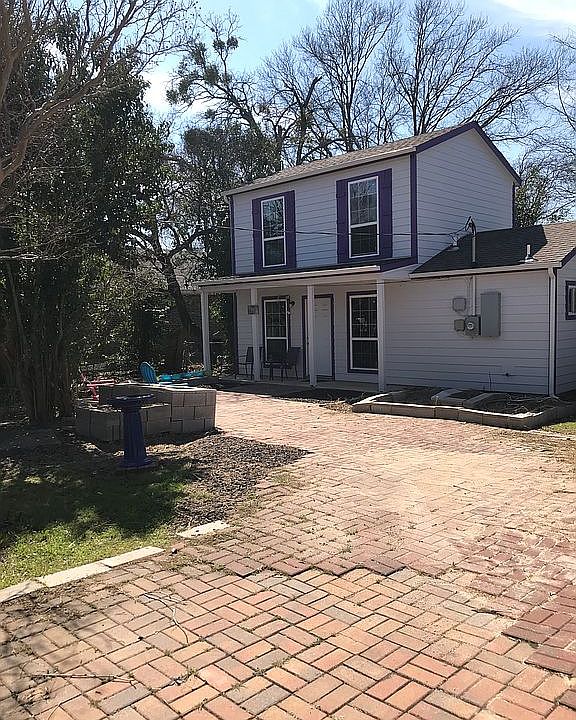 1st image of 2715 Kirven Dr