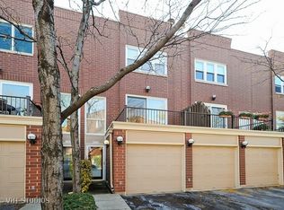 1730 W Terra Cotta Pl APT H, Chicago, IL 60614
