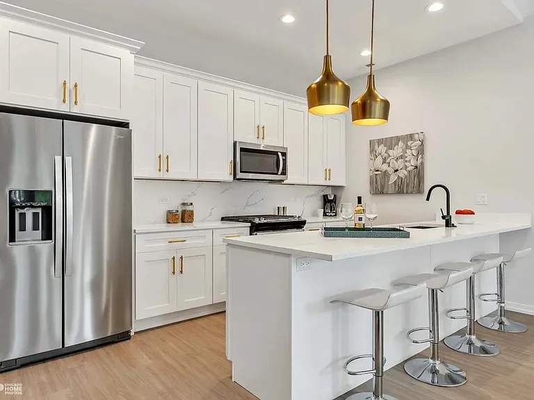 5434 S Michigan Ave #2 — Photo 7