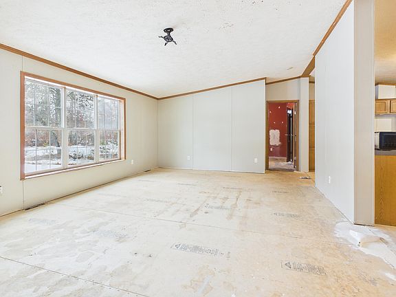 5th image of 8541 S Grayling Rd