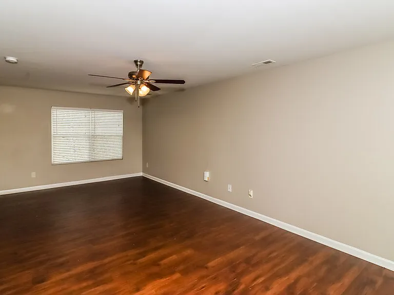 6805 Fawn View Dr — Photo 6