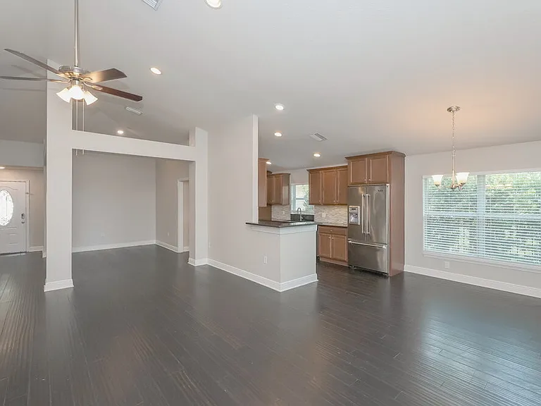10825 Standing Stone Dr — Photo 3