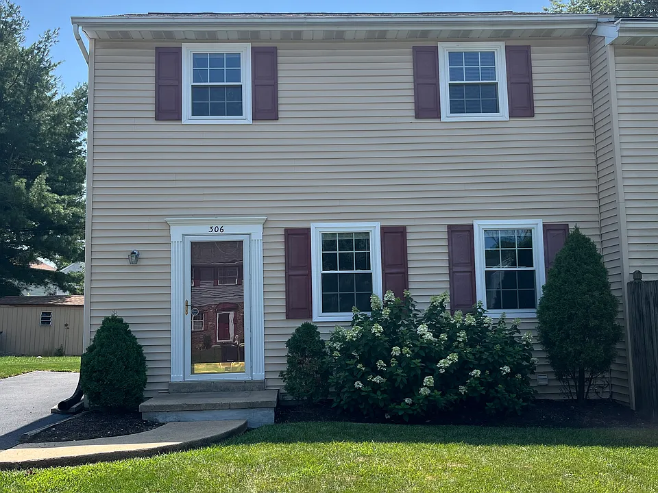 306 Dohner Dr
