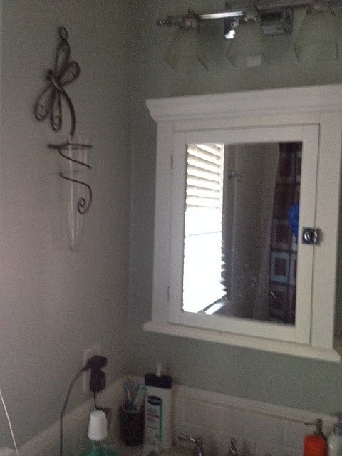 2nd image of 98 3rd St #2