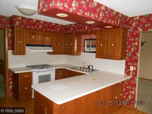 2nd image of 847 Oriole Ln