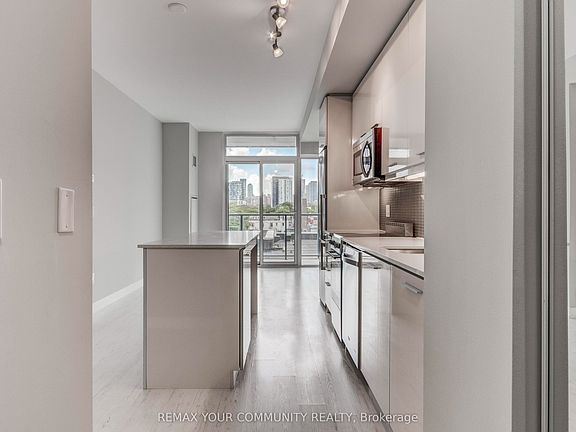 4th image of 105 George St #501