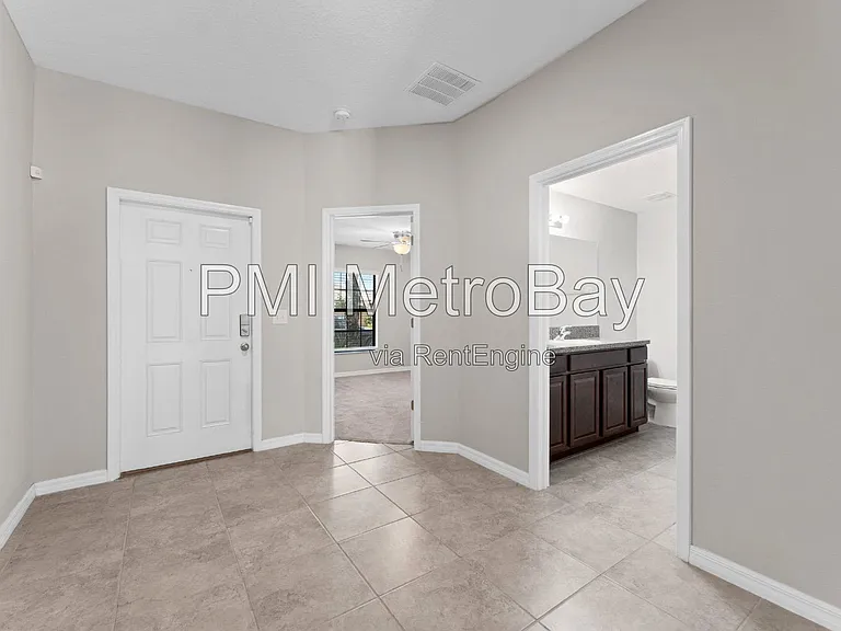 9703 Sage Creek Dr — Photo 14