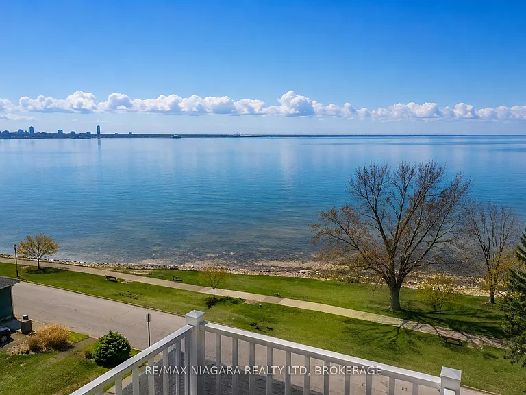 616 Lakeshore Rd — Photo 37