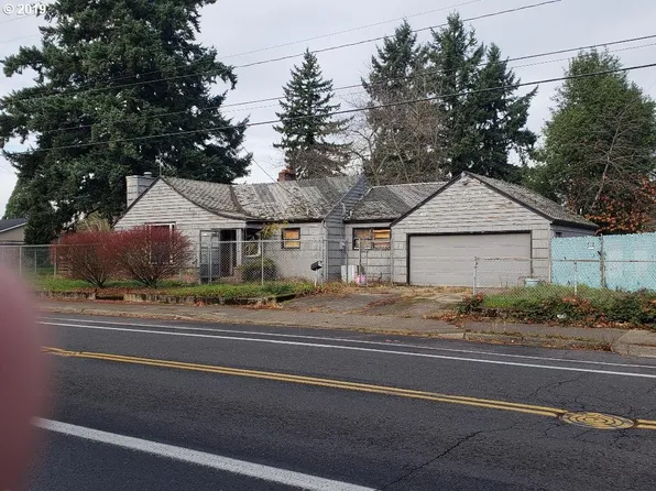 6475 SE 67th Ave Unit A, Portland, OR 97206